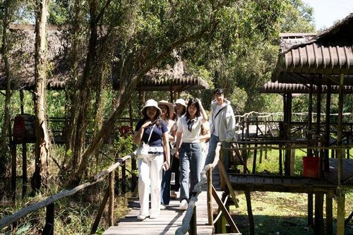 Giữ màu xanh rừng Trà Sư