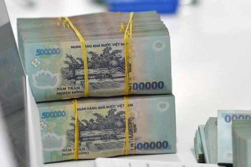 Lãi suất ngân hàng ngày 9/1/2026: Mốc 9,65% xuất hiện, áp lực huy động vốn tăng cao