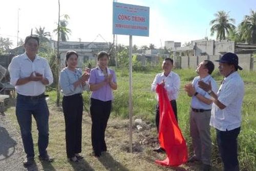 Xã Long Bình: Phát động phong trào thi đua chào mừng Đại hội đại biểu toàn quốc lần thứ XIV của Đảng