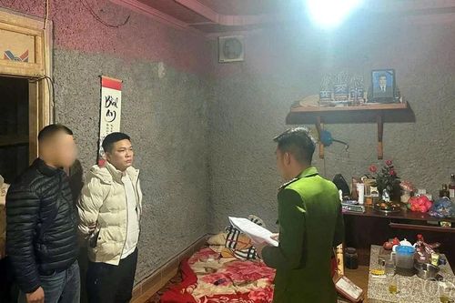 Lào Cai: Khởi tố 03 đối tượng tội mua bán, tàng trữ trái phép chất ma túy