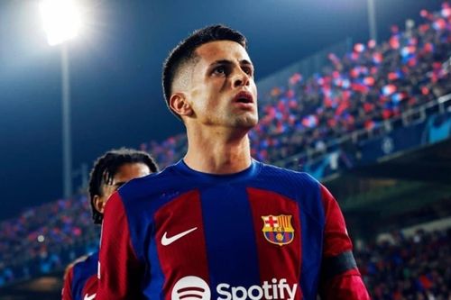 Joao Cancelo tái hợp Barcelona trong thương vụ chuyển nhượng đầy bất ngờ
