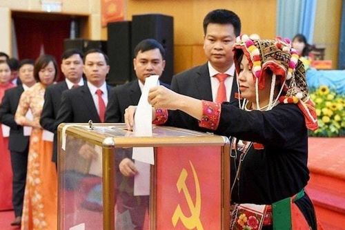Trách nhiệm nêu gương của cán bộ, đảng viên