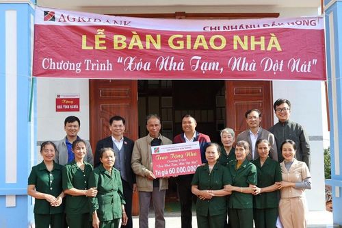 Lâm Đồng bàn giao nhà tình nghĩa cho cựu thanh niên xung phong