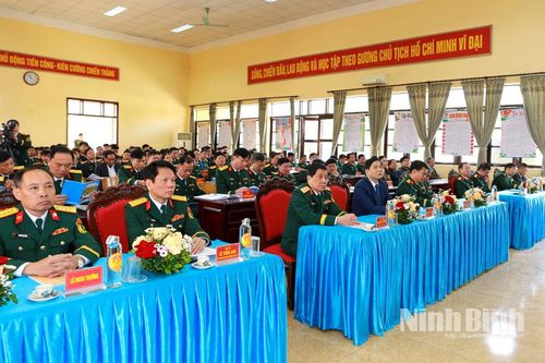 Lữ đoàn 513 tổ chức lễ truy tặng danh hiệu Anh hùng lực lượng vũ trang nhân dân cho Thượng sĩ Vũ Văn Bình