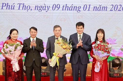 Xây dựng và phát triển văn hóa, đáp ứng yêu cầu phát triển bền vững của địa phương