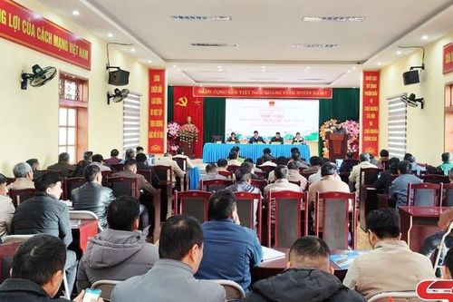 Tổ đại biểu số 10 HĐND tỉnh tiếp xúc cử tri xã Chiềng Mung