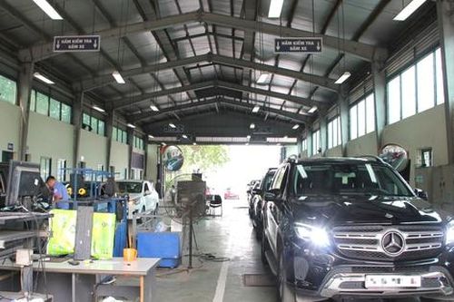 Đổi biển số và đăng ký xe chỉ có biên lai thu tiền, ô tô có được đăng kiểm?