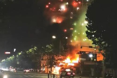Kỳ cuối: Hiểm họa khó lường khi đốt pháo hoa