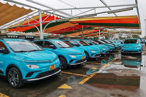 Hãng taxi của ông Phạm Nhật Vượng tăng vốn lên 35.500 tỷ