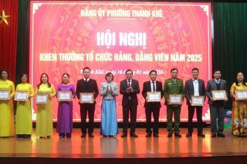 Phường Thanh Khê khen thưởng các tổ chức Đảng, đảng viên năm 2025