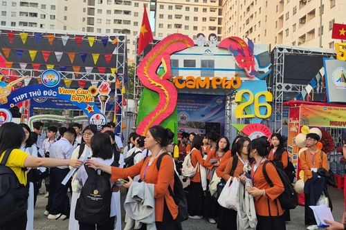 15.000 học sinh tham gia hội trại truyền thống học sinh, sinh viên