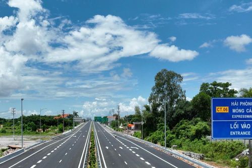 Kỳ tích 5 năm, hơn 2.000km đường bộ cao tốc