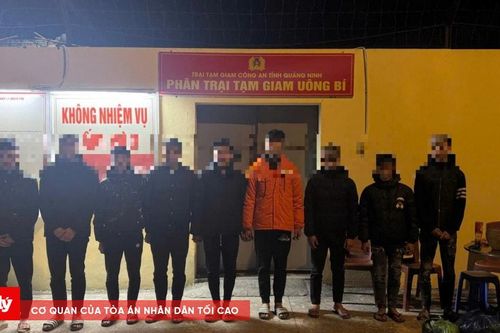 Tạm giữ 9 thanh niên đuổi đánh nhau giữa đêm