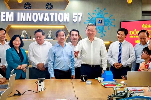 Từ chỉ đạo của Tổng Bí thư đến chiến lược phát triển nguồn nhân lực vùng đồng bào DTTS
