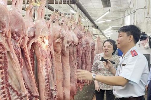 Triển khai đợt cao điểm siết chặt an toàn thực phẩm dịp Tết Bính Ngọ