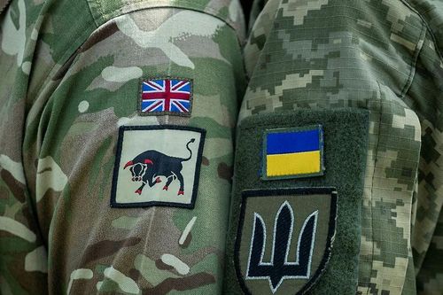 Anh dành gần 300 triệu USD chuẩn bị triển khai quân tới Ukraine