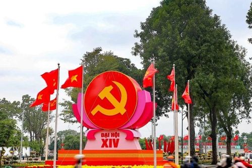 Hơn 40 chuyên gia đầu ngành họp thẩm định công tác y tế phục vụ Đại hội Đảng