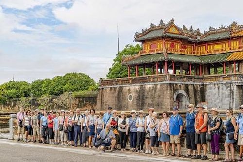 Du lịch Huế lập đỉnh mới: Doanh thu lần đầu vượt 13.000 tỷ đồng