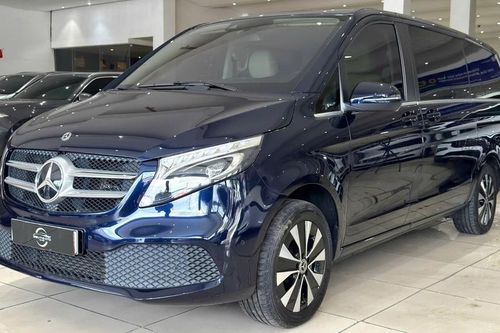Xe đưa đón 'đại gia' của Mercedes mất gần 50% giá trị sau 5 năm sử dụng