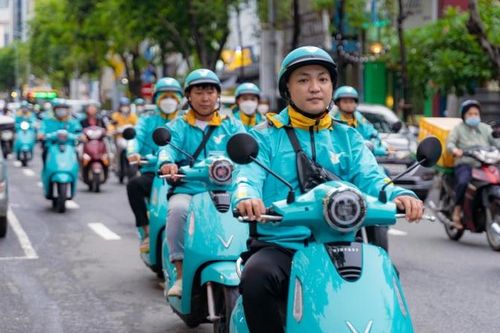 Hãng taxi của ông Phạm Nhật Vượng tăng vốn thêm hơn 10.000 tỷ đồng