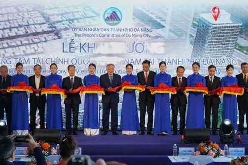 Khai trương Trung tâm Tài chính quốc tế Đà Nẵng