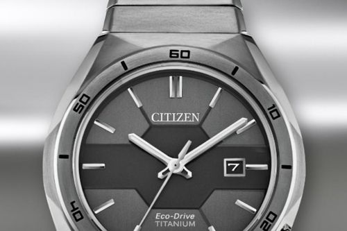 Đồng hồ Citizen Eco-Drive AW1660-51H vỏ Titanium giảm giá 40% trên Amazon
