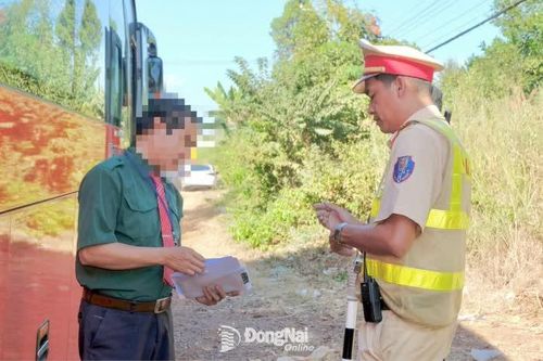 Chuyển biến tích cực trong đảm bảo an toàn giao thông