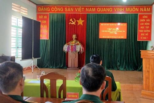 Gia Lai: Tập huấn nghiệp vụ cho cán bộ binh chủng ngành Thông tin