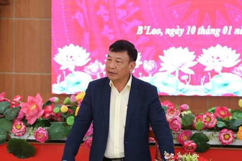 Phó Bí thư Tỉnh ủy Lâm Đồng Bùi Thắng làm việc với Ban Thường vụ Đảng ủy phường B'Lao