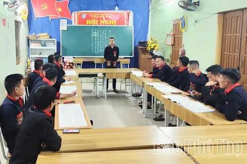 Giữ gìn chữ viết của người Dao Quần Chẹt