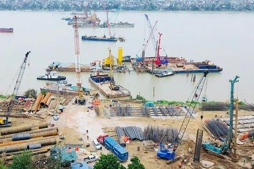 Hà Nội tăng tốc giải phóng mặt bằng 7 cầu qua sông Hồng
