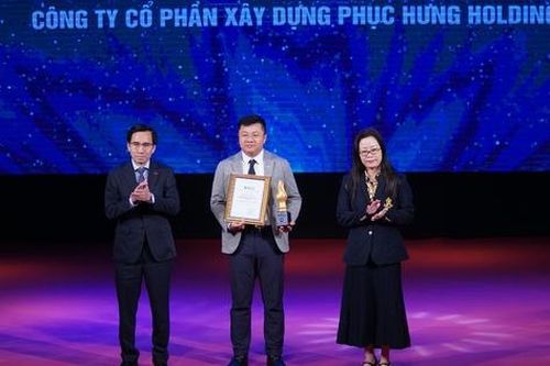 Phục Hưng Holdings được vinh danh 'Doanh nghiệp văn hóa, uy tín năm 2025'