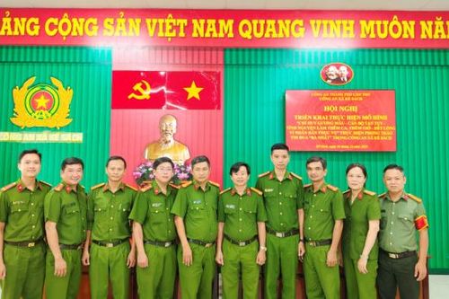 Cụ thể hóa phong trào thi đua 'Ba Nhất' với mô hình 'Chỉ huy gương mẫu – Cán bộ tận tụy'
