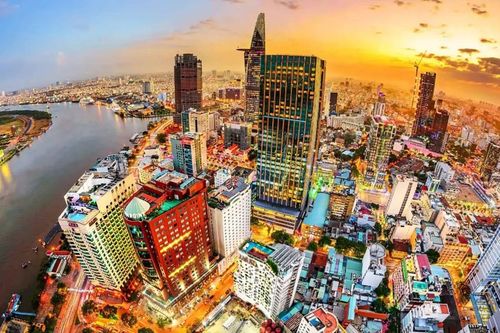 UOB nâng dự báo GDP Việt Nam năm 2026 lên 7,5%