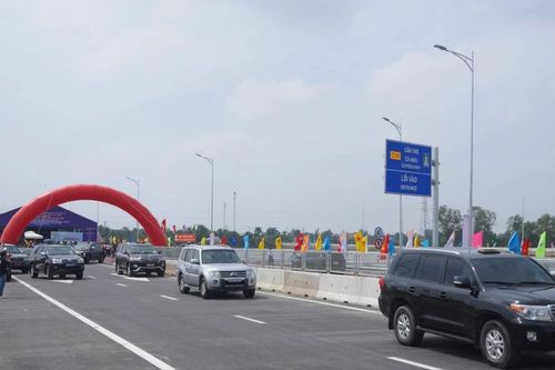 Thưởng hợp đồng đối với nhà thầu vượt tiến độ phải minh bạch