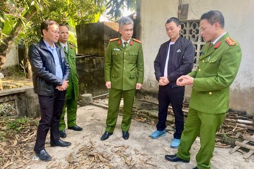 Khởi tố cháu dâu sát hại người thân trong nhà riêng để cướp vàng