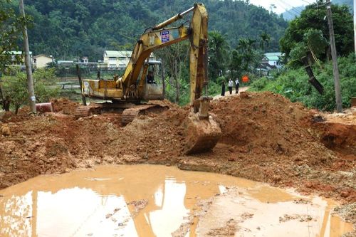 Tây Trà tập trung khắc phục sạt lở, giữ nhịp sống vùng cao