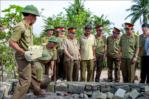 Đại tướng Lê Văn Dũng trưởng thành trong chiến đấu, nghĩa tình bền sâu