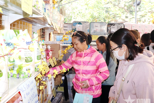 Liên đoàn Lao động TP Hồ Chí Minh ra mắt Điểm phúc lợi đoàn viên chăm lo người lao động