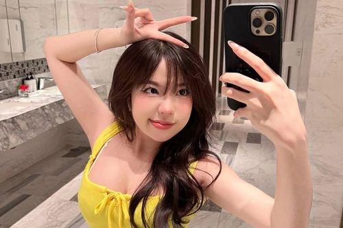 Hot TikToker xinh đẹp, gây bão với màn 'outfit check' cực ngọt ngào