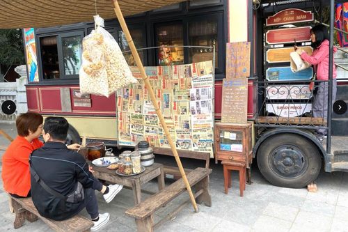 Khi tiếng rao 'bắc nhịp cầu' nối thời gian