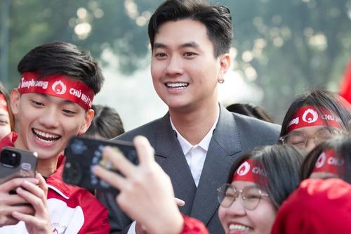 Diễn viên Phạm Anh Tuấn 'choáng ngợp' bởi độ phủ sóng của 'Chủ Nhật Đỏ'