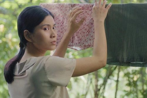 Phim 'Nhà hai chủ' rời rạp