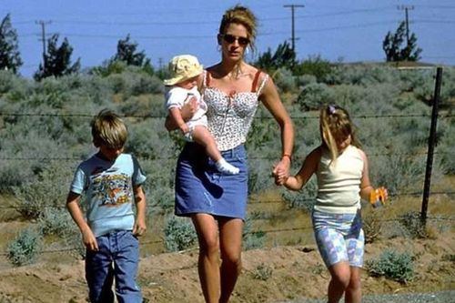 Phim điện ảnh Erin Brockovich: Hành trình đi tìm công lý kinh điển lên sóng VTV3