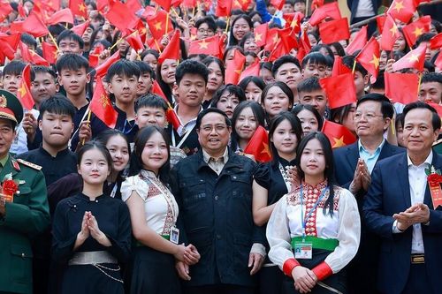 Thủ tướng dự Lễ khởi công Dự án đầu tư cơ sở vật chất cho trường phổ thông vùng cao Việt Bắc