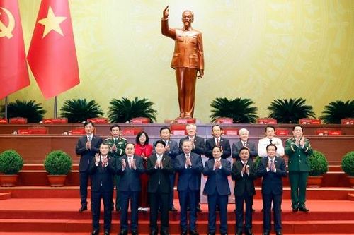 Việc bầu Bộ Chính trị, Ban Bí thư được thực hiện như thế nào?