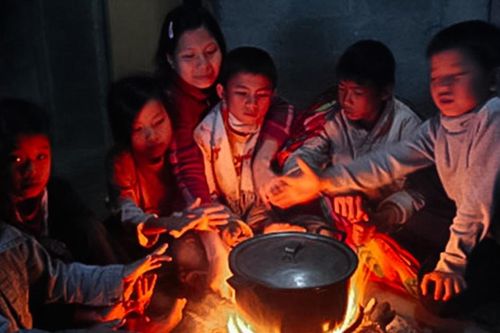 Làng củi dẻ