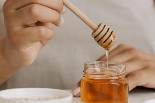 Lý do người tập thể thao nên bổ sung mật ong và cách dùng để tăng hiệu suất