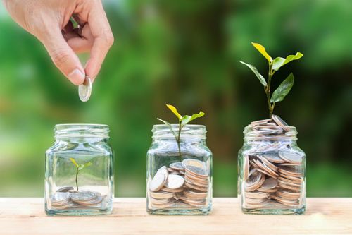 'Ăn phải dành, có phải kiệm'