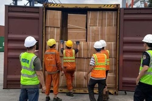Hải quan phát hiện 2 vụ xâm phạm quyền sở hữu công nghiệp và giả mạo nhãn hiệu lớn